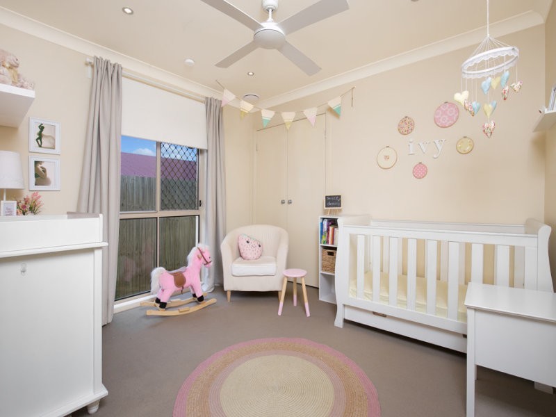 7 Bindarri Close, Waterford QLD 4133