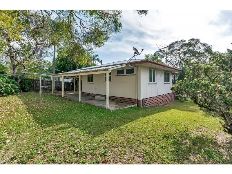 24 Damian Street, Gailes QLD 4300