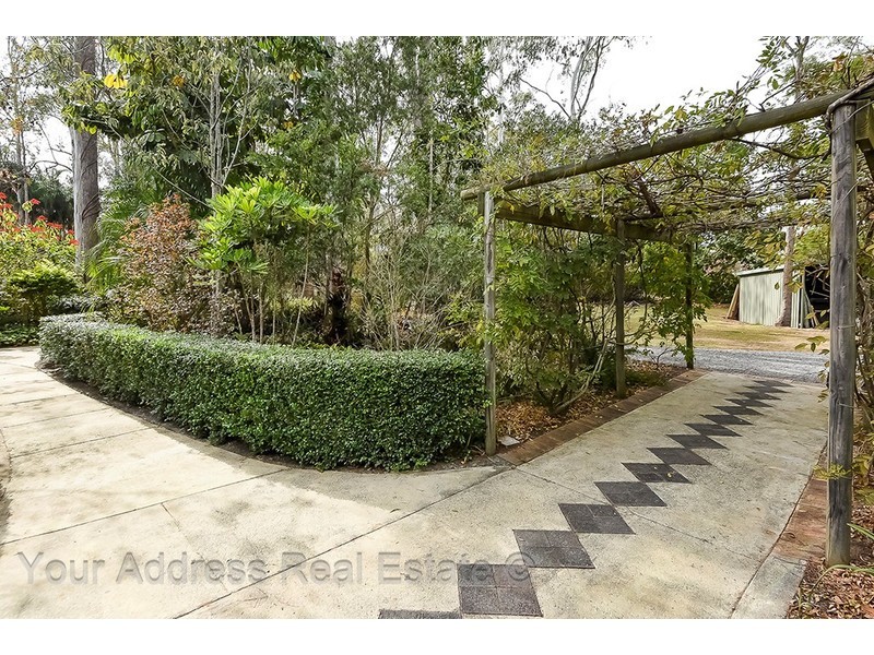 39-41 Kensington Drive, Munruben QLD 4125