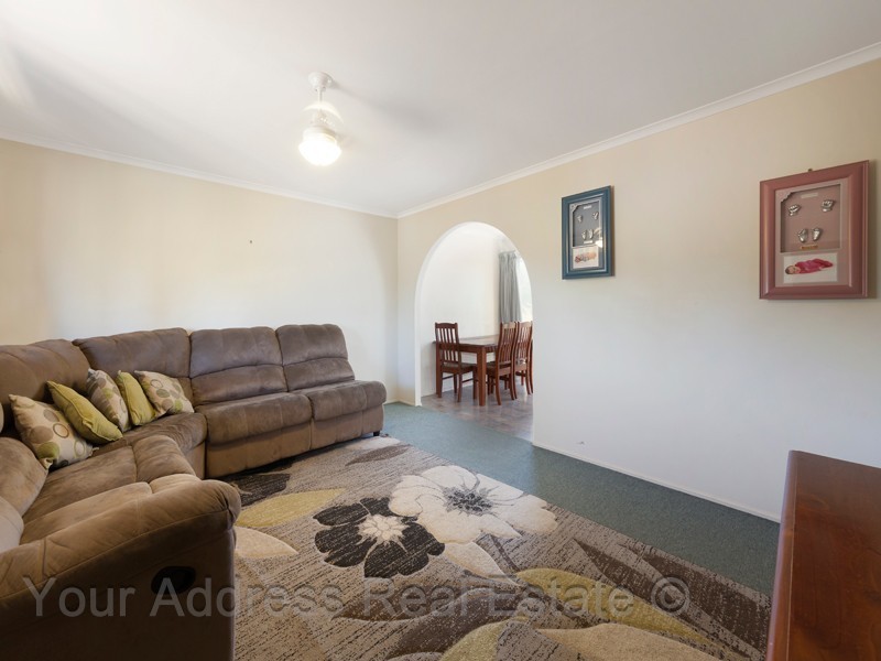 24 Cosway Street, Hillcrest QLD 4118