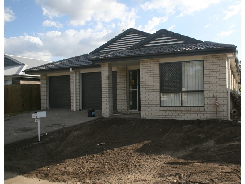 2/19 Haig Road, Loganlea QLD 4131