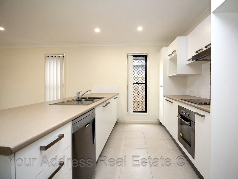 2/19 Haig Road, Loganlea QLD 4131