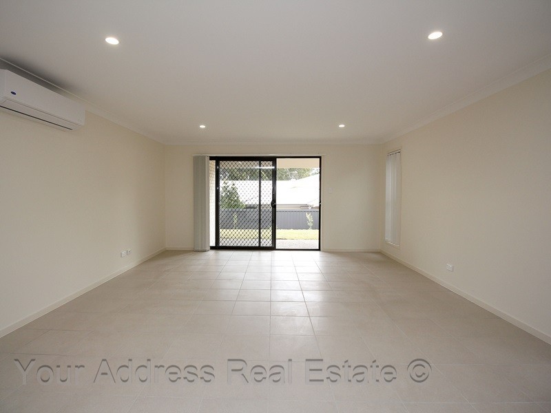 2/19 Haig Road, Loganlea QLD 4131