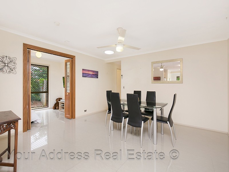 116 Emerald Drive, Regents Park QLD 4118