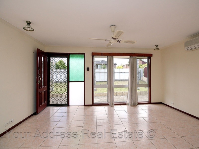 4 Dorachus Drive, Regents Park QLD 4118
