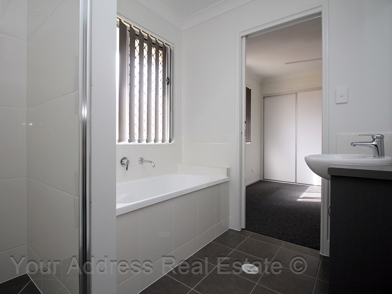 2/26 Fourth Avenue, Marsden QLD 4132