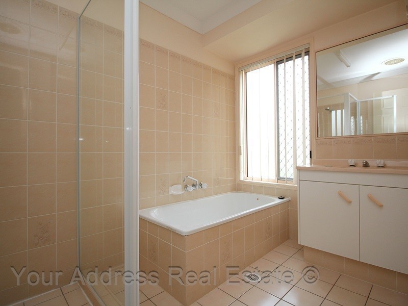 58 Redgum Drive, Regents Park QLD 4118