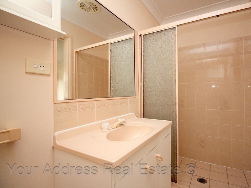 58 Redgum Drive, Regents Park QLD 4118