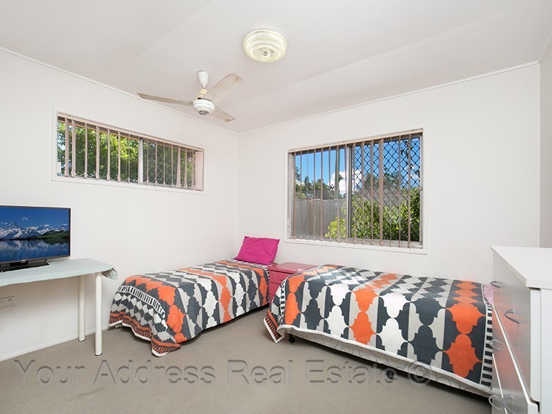 11 Bank Street, Browns Plains QLD 4118