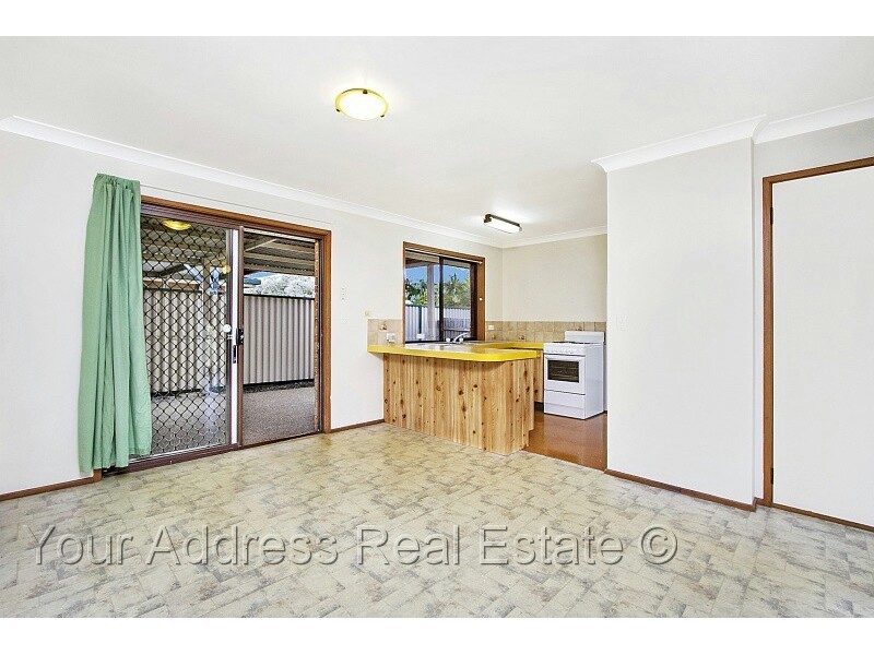 1 Cygnus Court, Regents Park QLD 4118