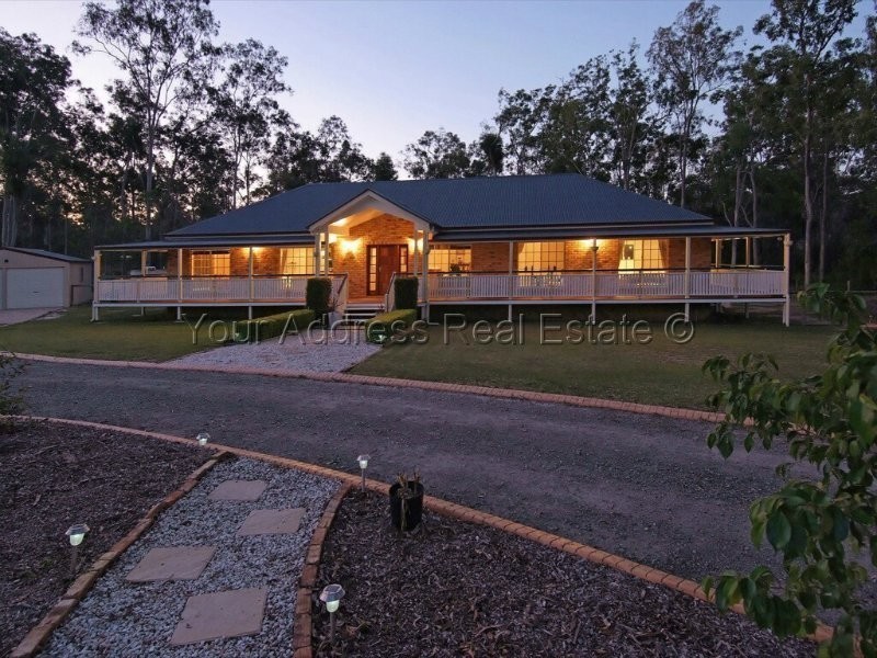 37-39 Bascombe Court, Munruben QLD 4125