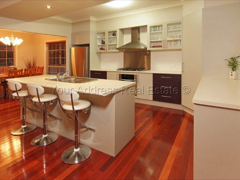 37-39 Bascombe Court, Munruben QLD 4125