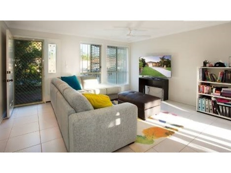 7 Filbert Court, Crestmead QLD 4132