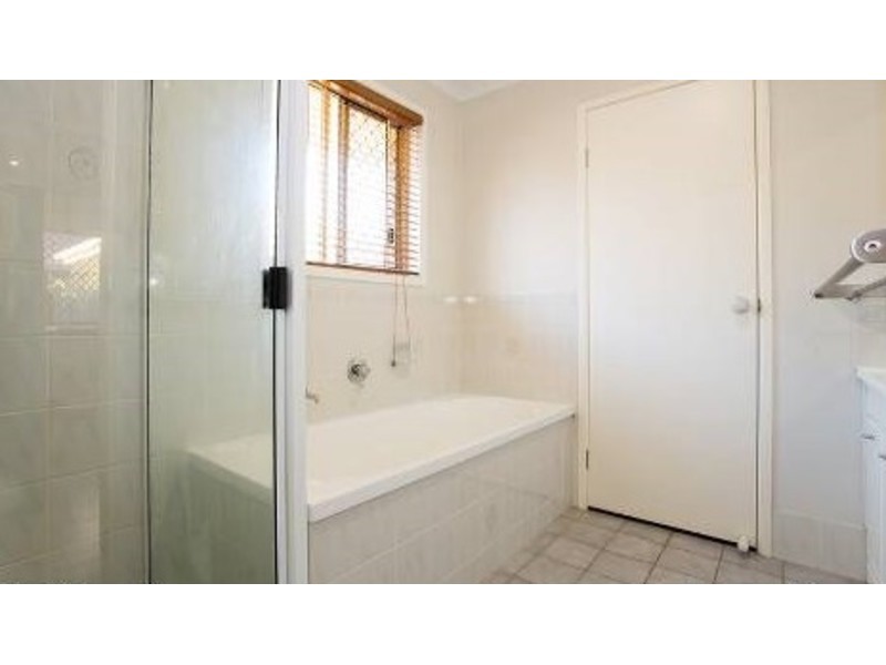 7 Filbert Court, Crestmead QLD 4132