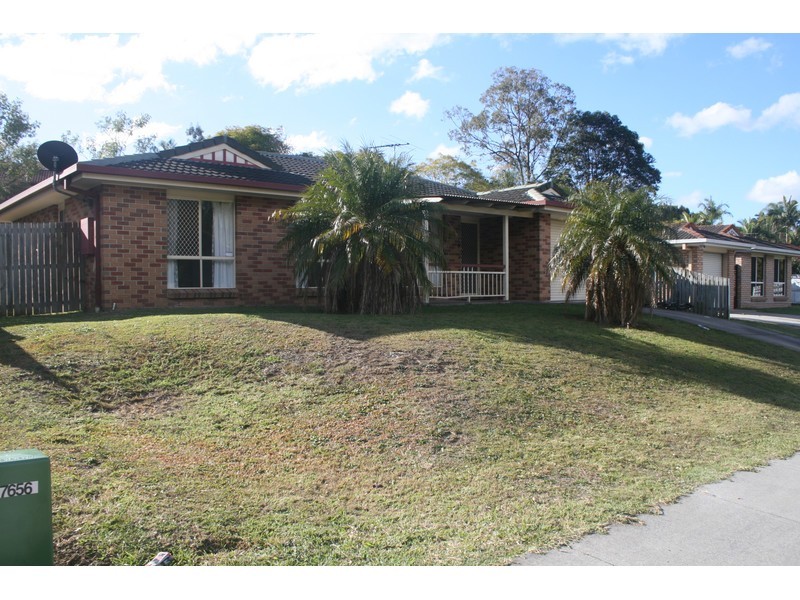 60 Avonmore Street, Edens Landing QLD 4207