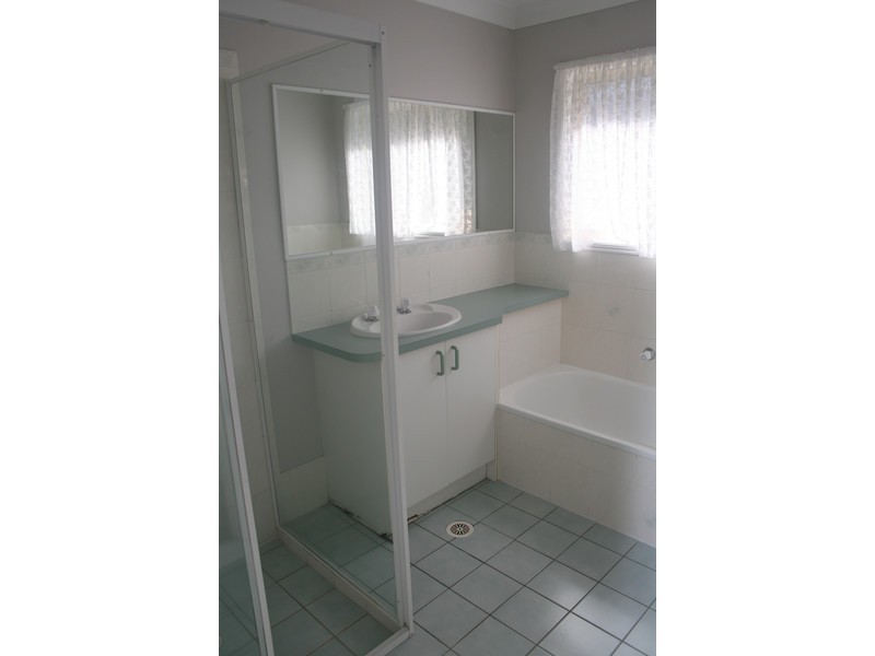 60 Avonmore Street, Edens Landing QLD 4207