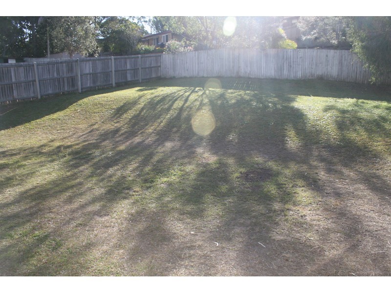 60 Avonmore Street, Edens Landing QLD 4207