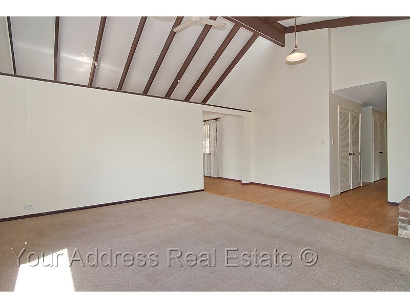 57 Estramina Road, Regents Park QLD 4118