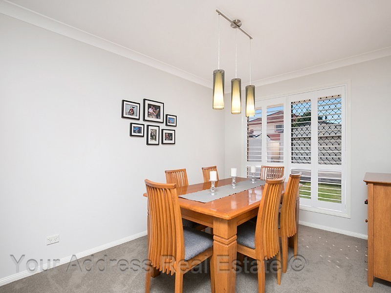 28 Albert Place, Parkinson QLD 4115
