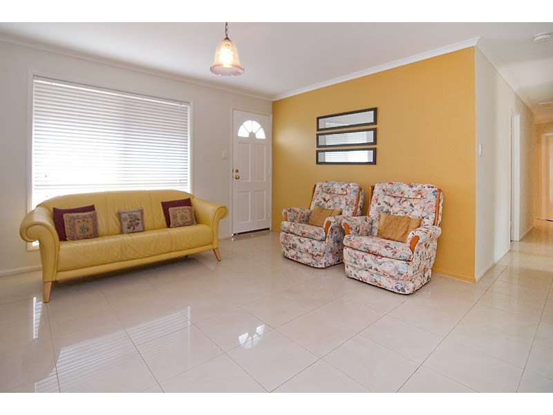 132 Mackellar Drive, Boronia Heights QLD 4124