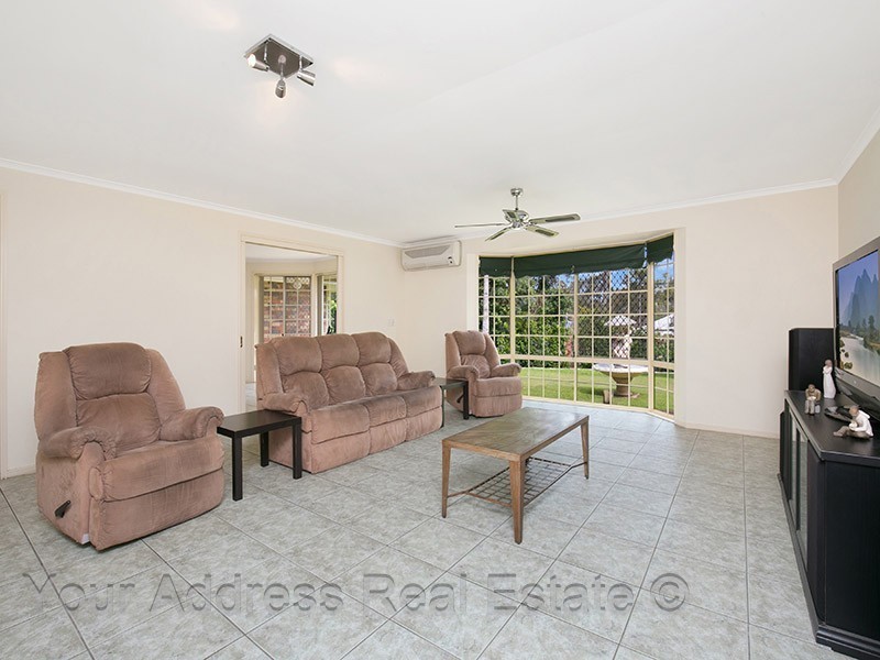 102-104 Chloe Drive, Munruben QLD 4125