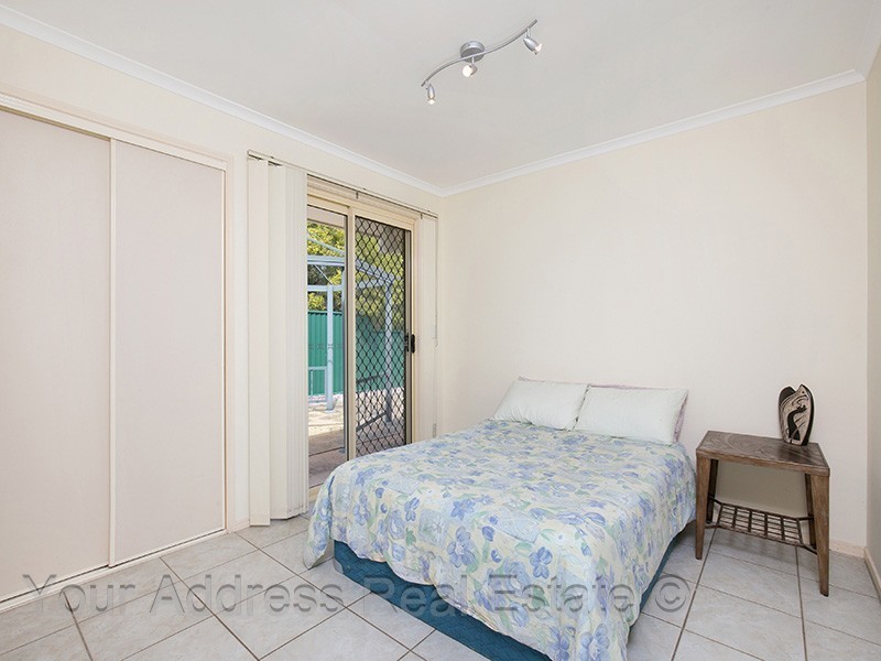 102-104 Chloe Drive, Munruben QLD 4125