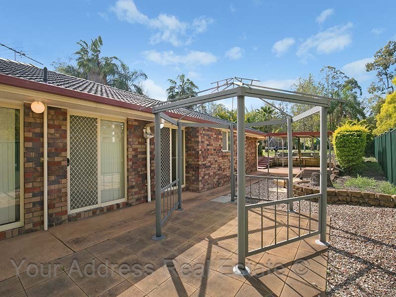 102-104 Chloe Drive, Munruben QLD 4125