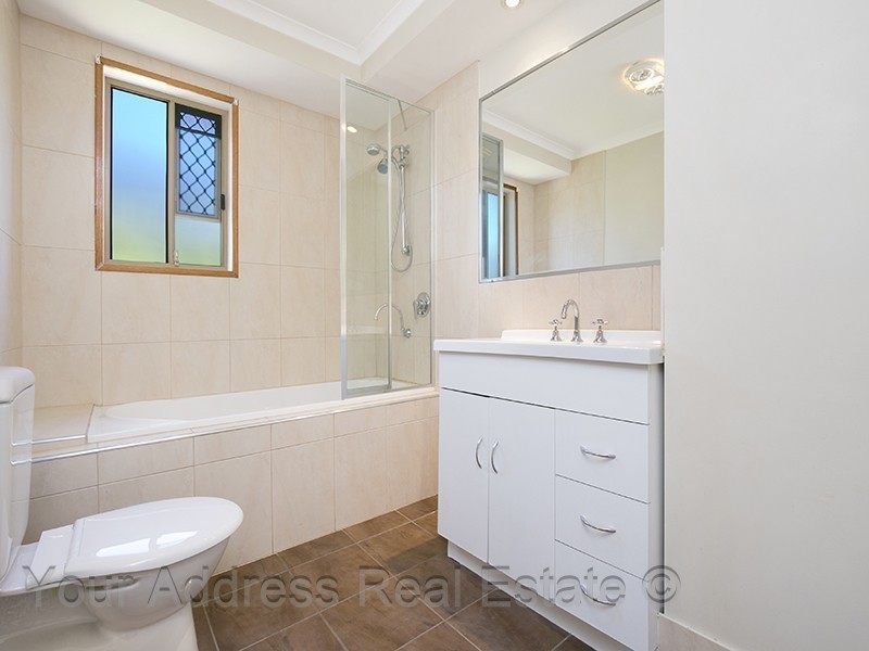 30 Ammons Street, Browns Plains QLD 4118