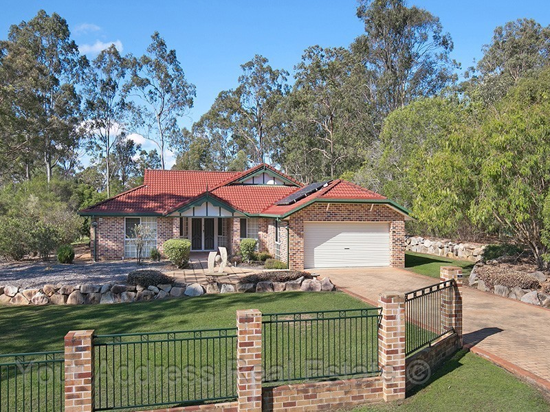 8-10 Dunnart Road, Greenbank QLD 4124