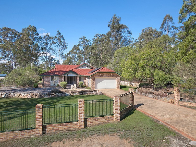 8-10 Dunnart Road, Greenbank QLD 4124