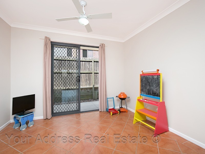 9 Cinear Court, Regents Park QLD 4118