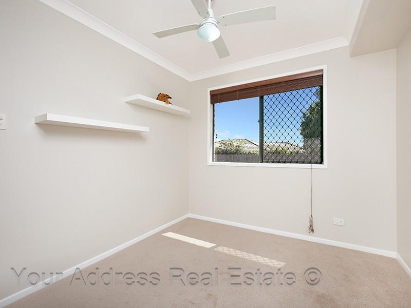 9 Cinear Court, Regents Park QLD 4118