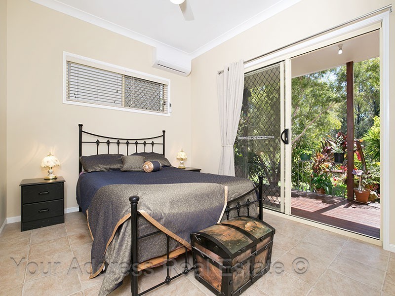 166-168 Silvereye Crescent, Greenbank QLD 4124