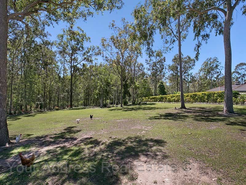 166-168 Silvereye Crescent, Greenbank QLD 4124