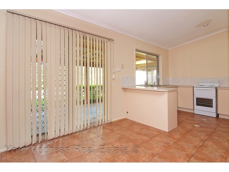 3 Conifer Street, Hillcrest QLD 4118