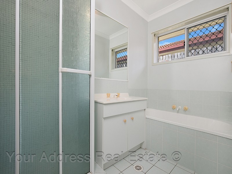 3 Lyndon Court, Boronia Heights QLD 4124