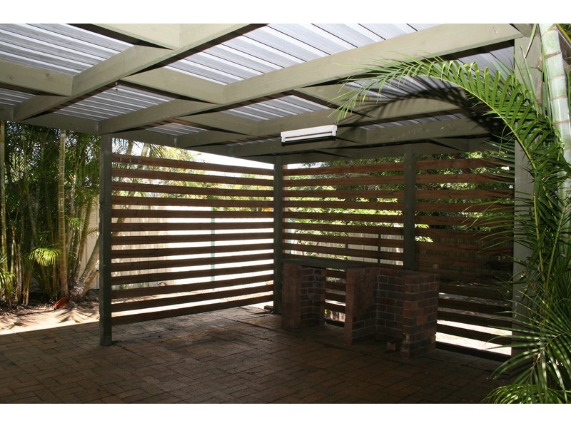 127 Waratah Drive, Crestmead QLD 4132