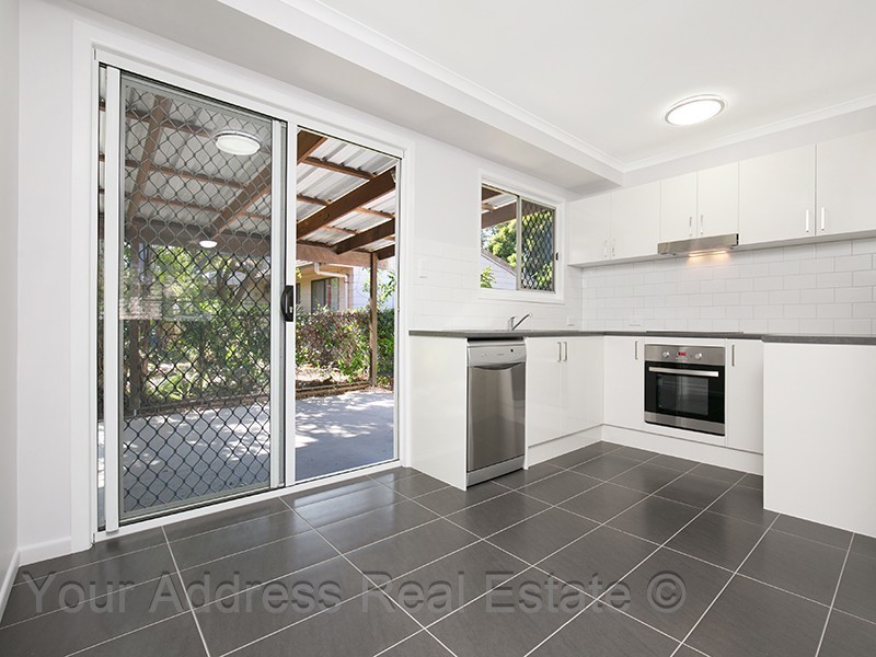 1 Peppermint Street, Crestmead QLD 4132