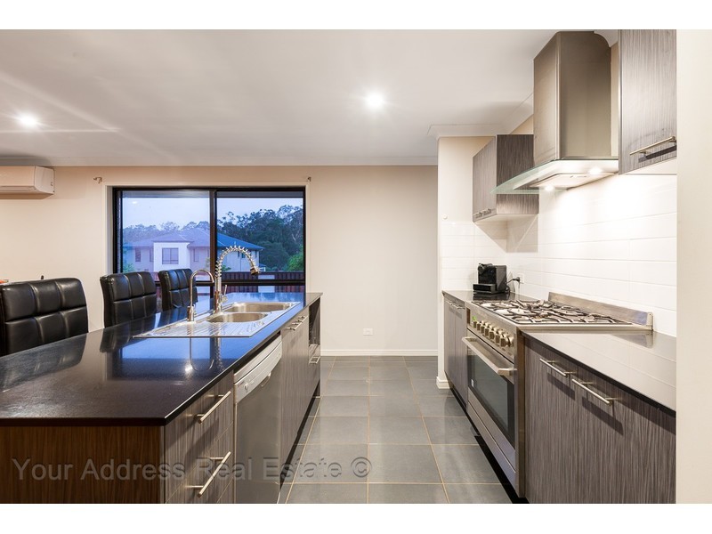 4 Mallee Circuit, Moggill QLD 4070
