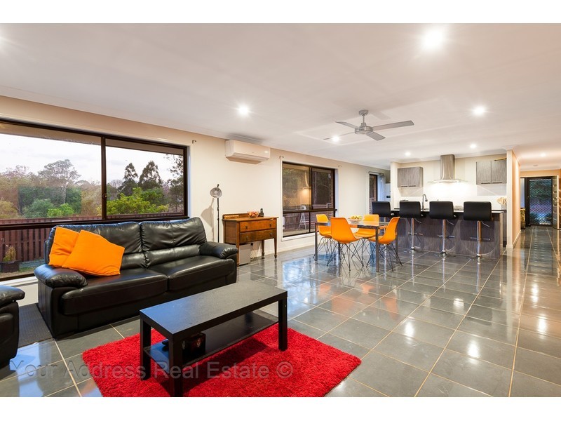 4 Mallee Circuit, Moggill QLD 4070