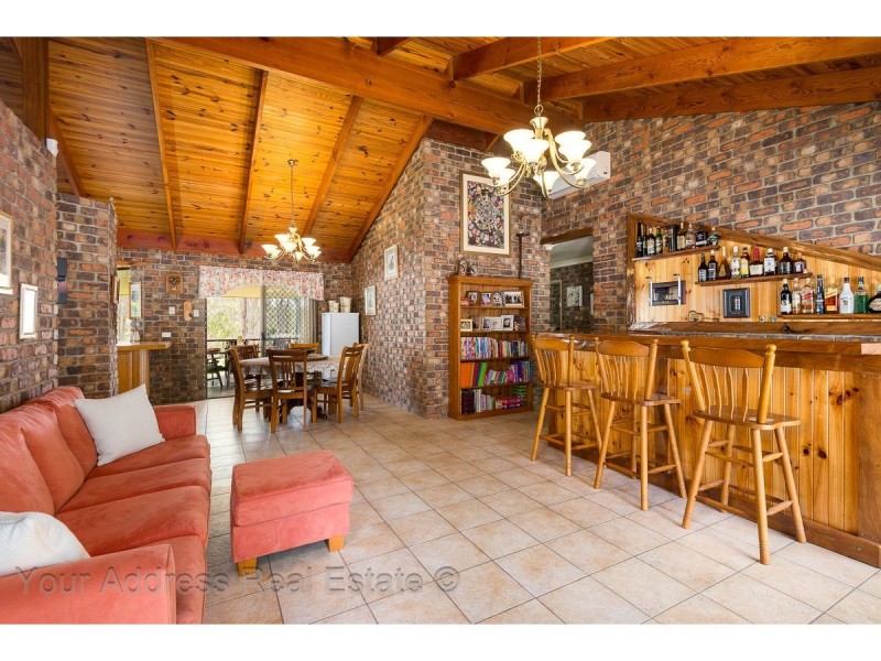 4 McPherson Road, Chambers Flat QLD 4133