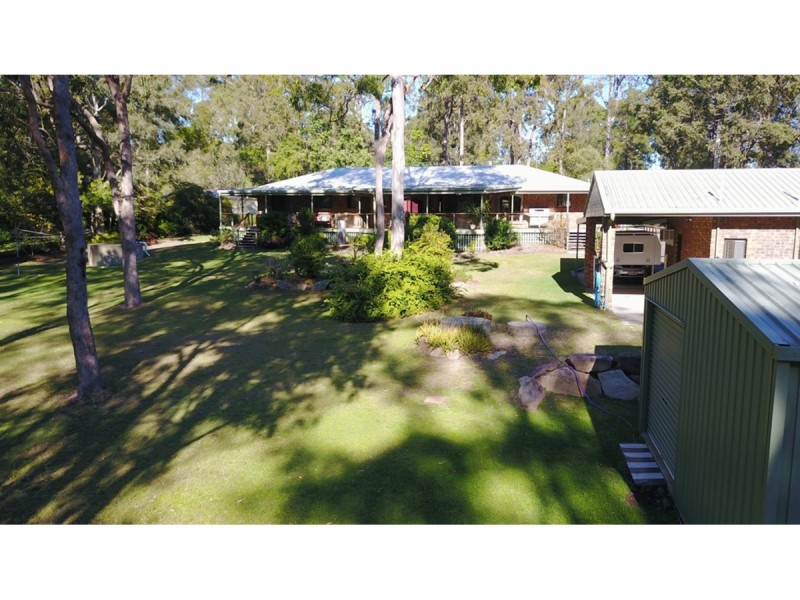 4 McPherson Road, Chambers Flat QLD 4133