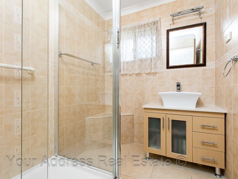 8 Pitt Court, Crestmead QLD 4132