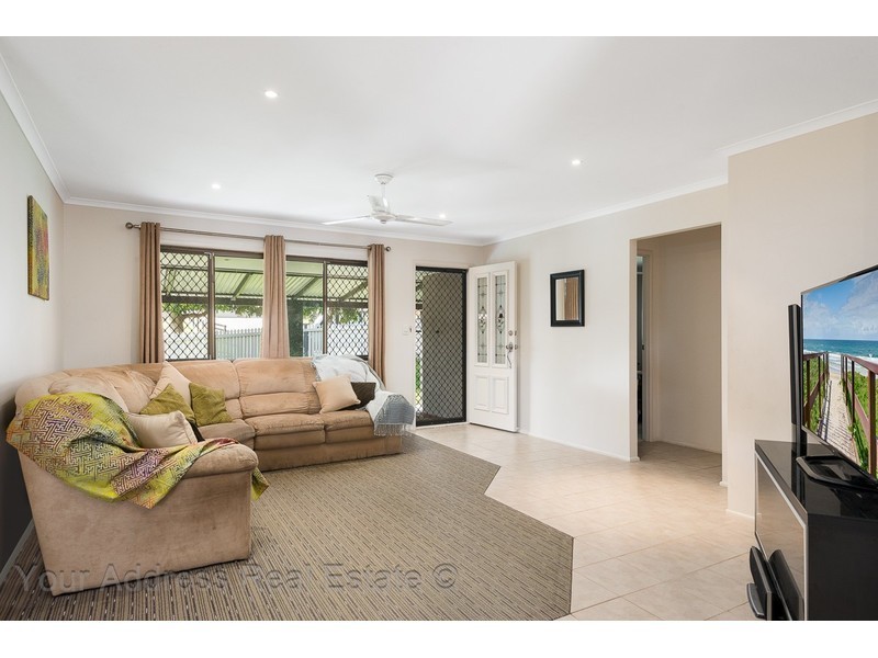 1 Grand Central Court, Boronia Heights QLD 4124