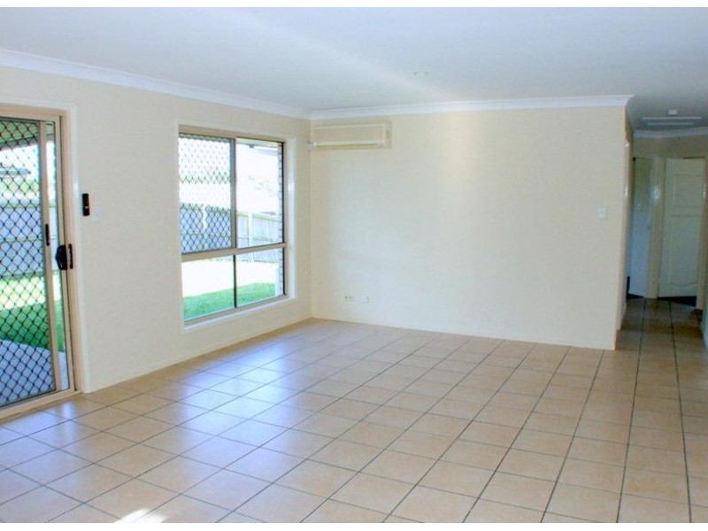 16 James Street, Crestmead QLD 4132