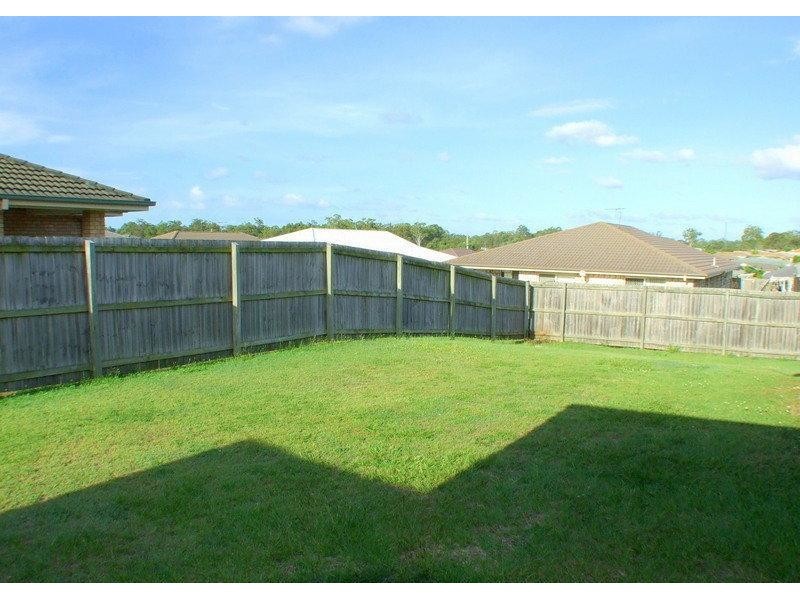 16 James Street, Crestmead QLD 4132