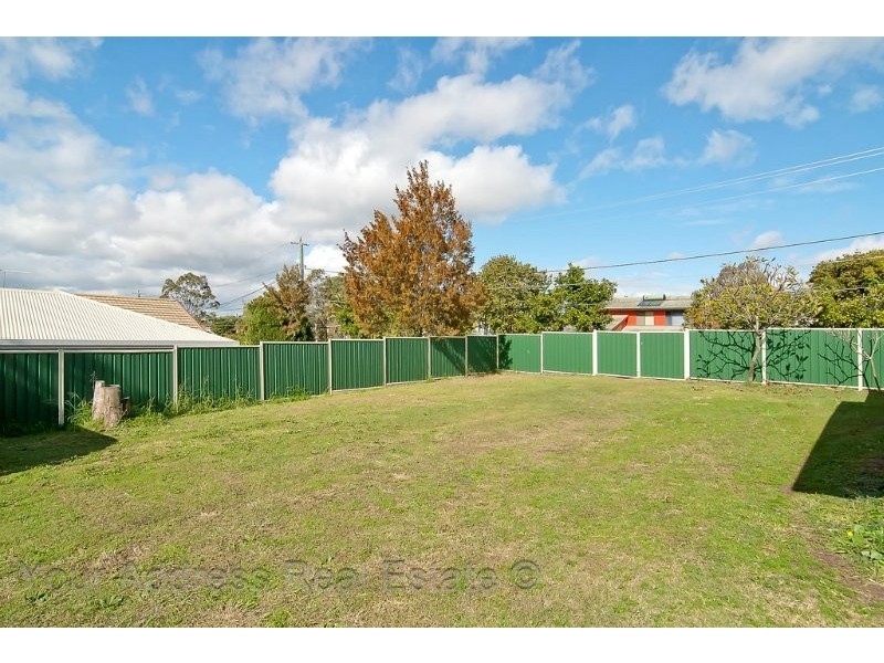 8 Eugene Street, Boronia Heights QLD 4124
