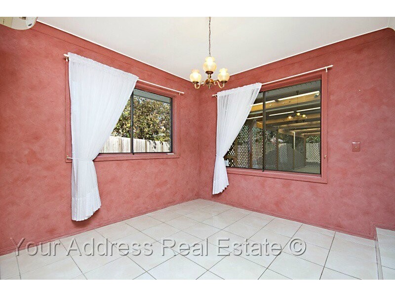 6 Aquila Court, Regents Park QLD 4118