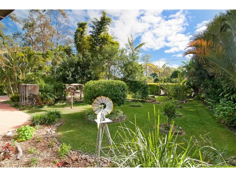 18-20 Durham Court, Park Ridge South QLD 4125