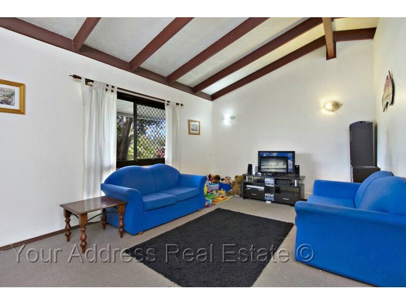 42 Dracon Street, Regents Park QLD 4118